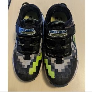 Skechers Kids Mega Craft Sneakers Shoes Size 2 Black Green Hook Loop